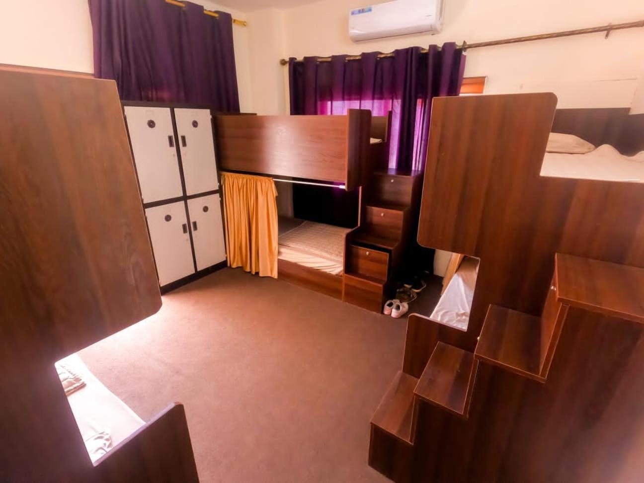Pizza Street Hostel Akaba Rom bilde